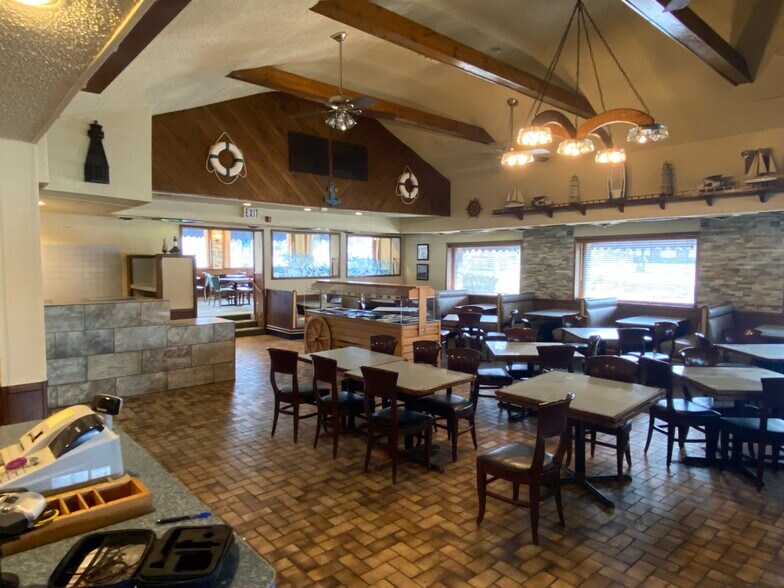 More Photos Of 88 E Grand Ave, Fox Lake Restaurant For Sale