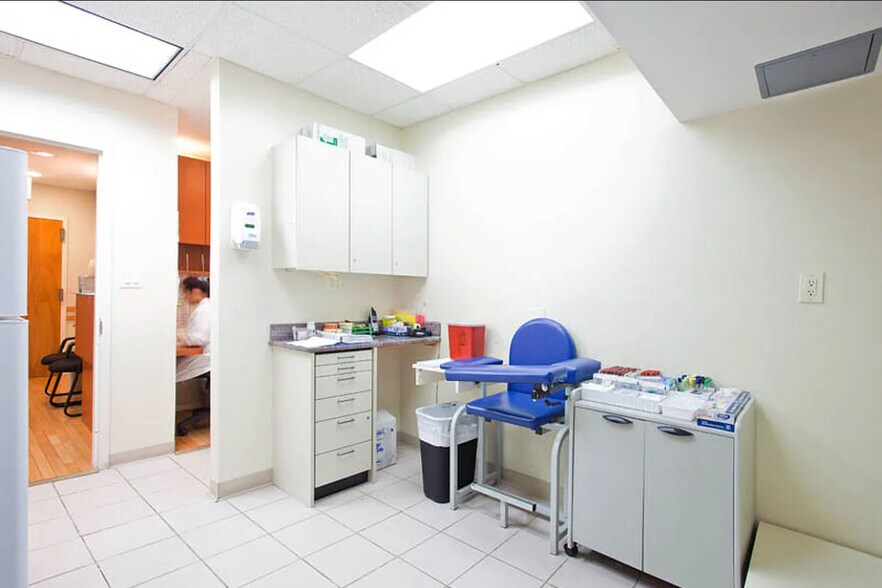 More Photos Of 161 Madison Ave, New York Medical For Lease