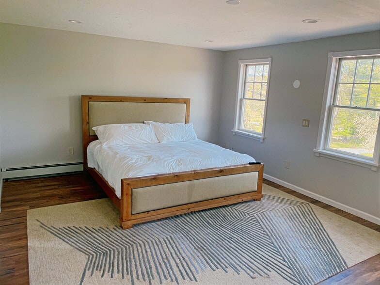 More Photos Of 218 NY-296, Windham Hotel For Sale