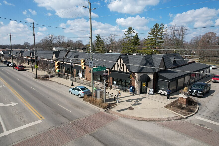 More Photos Of 5614-5648 E Washington St, Indianapolis Storefront For Lease