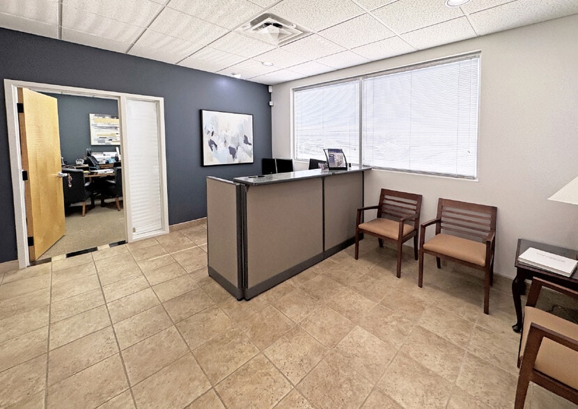More Photos Of 9201 Montgomery Blvd NE, Albuquerque Office For Sale