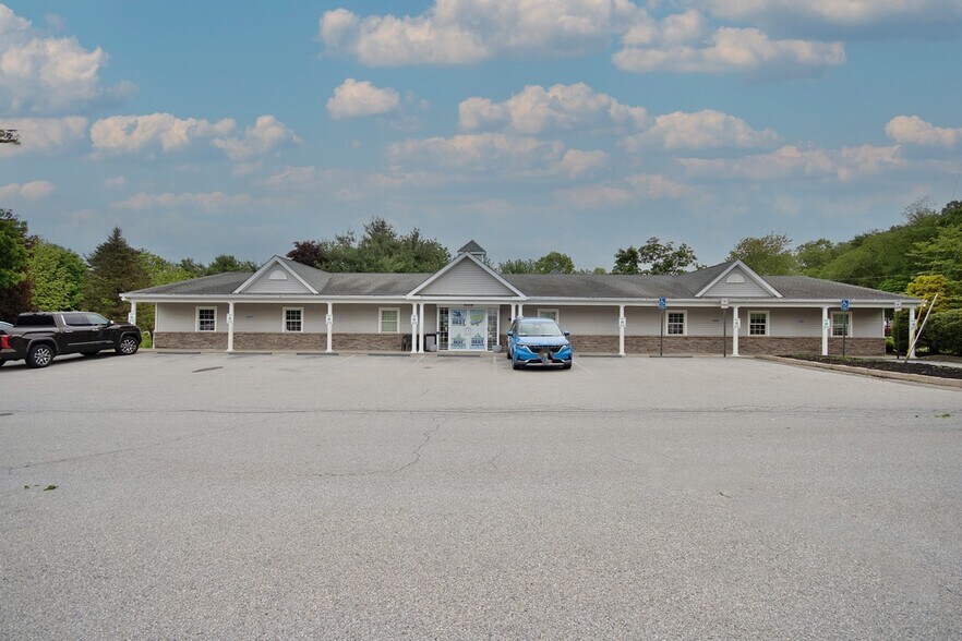 More Photos Of 1559 Route 82, Hopewell Junction Medical For Lease