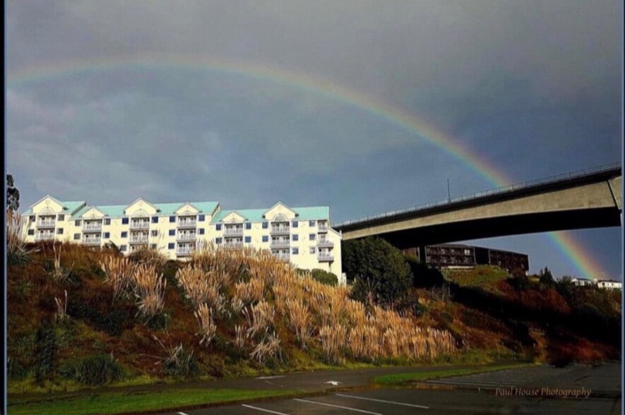 More Photos Of 1005 S Main St, Fort Bragg Hotel For Sale