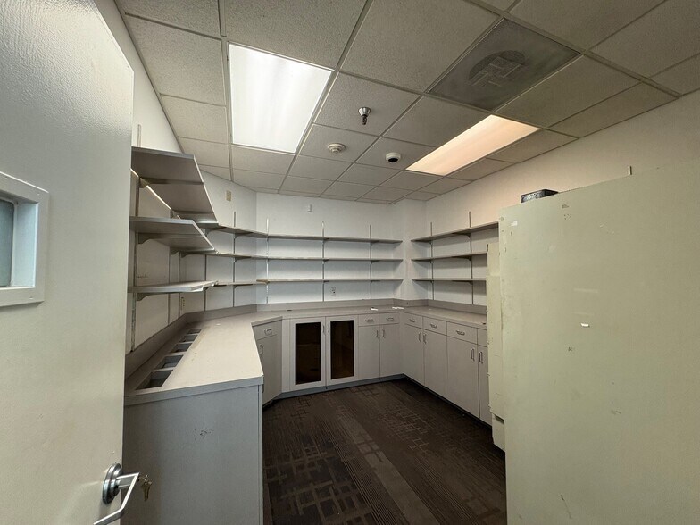 More Photos Of 1401 N University Dr, Coral Springs Medical For Sale