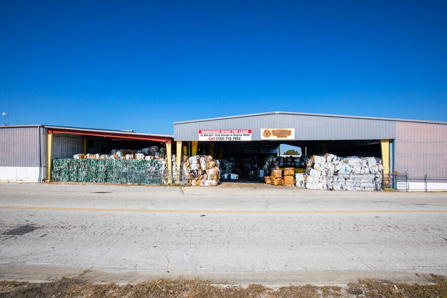More Photos Of 8 Railroad Ave, Haines City Warehouse For Lease