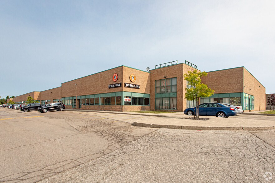 More Photos Of 2430 Lucknow Dr, Mississauga Light Manufacturing For Lease