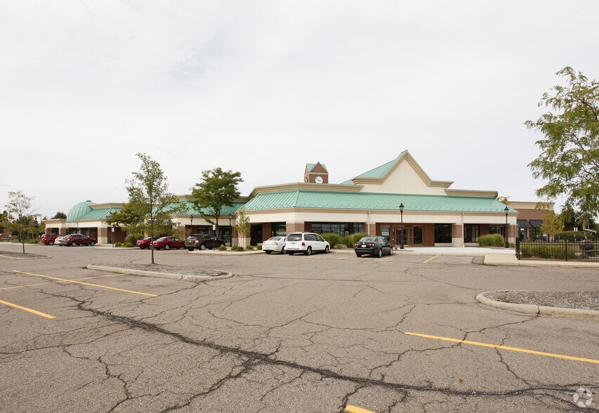 More Photos Of 43075-43271 Crescent Blvd, Novi Unknown For Lease