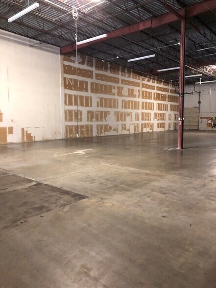 More Photos Of 1140-1146 Booth St, Kansas City Light Manufacturing For Lease