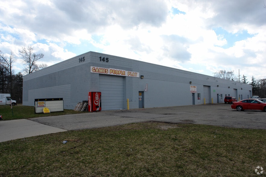 More Photos Of 145 Malow St, Mount Clemens Warehouse For Lease