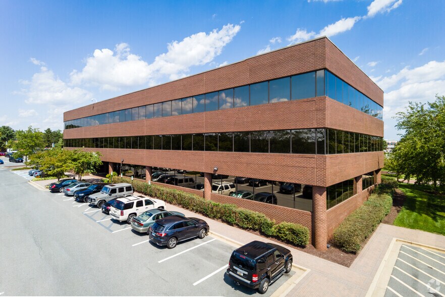 More Photos Of 4640 Forbes Blvd, Lanham Office For Lease