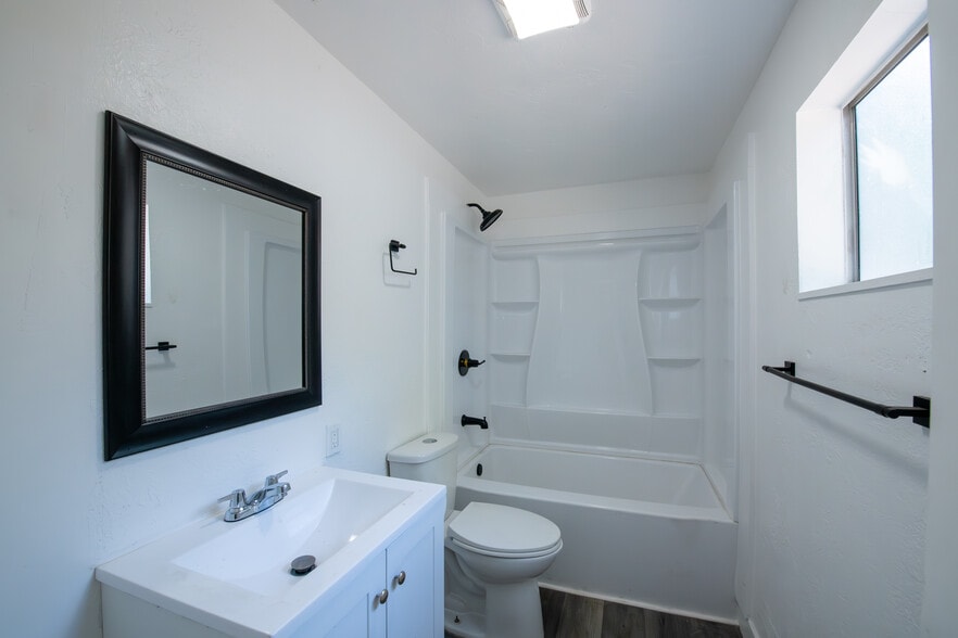 More Photos Of 765 Humboldt Ave, Chico Apartments For Sale