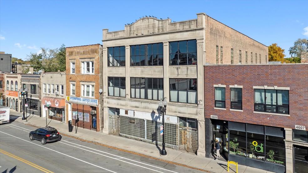 More Photos Of 4611-4613 N Clark St, Chicago Storefront Retail Office For Sale