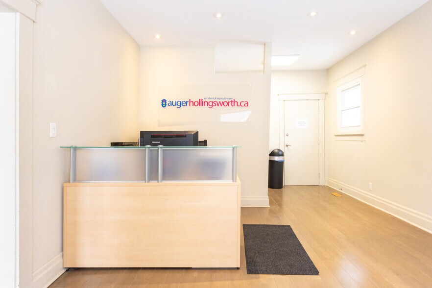 More Photos Of 304 O'connor St, Ottawa Office For Sale