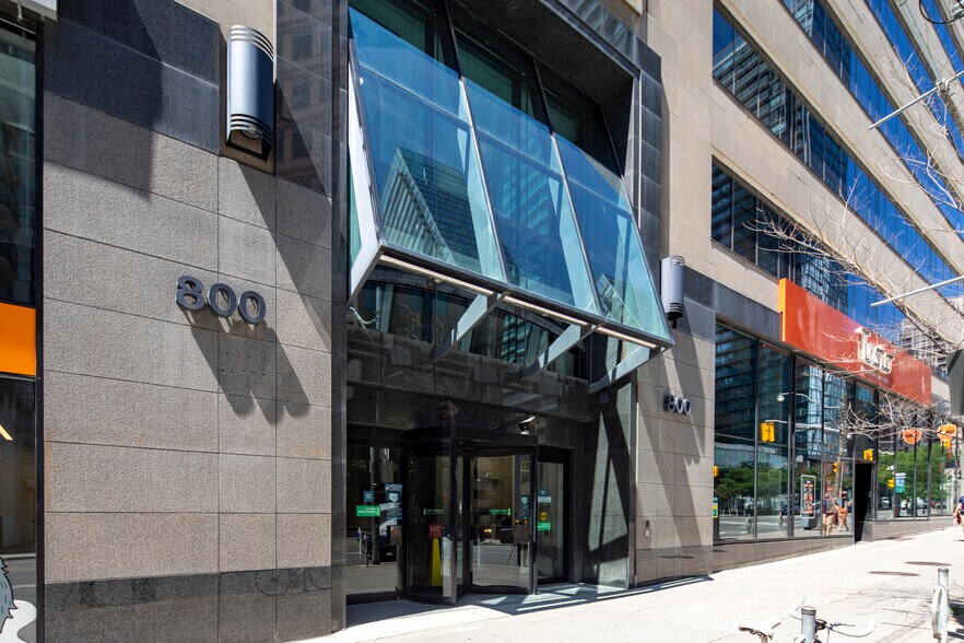 More Photos Of 800 Bay St, Toronto Office For Lease