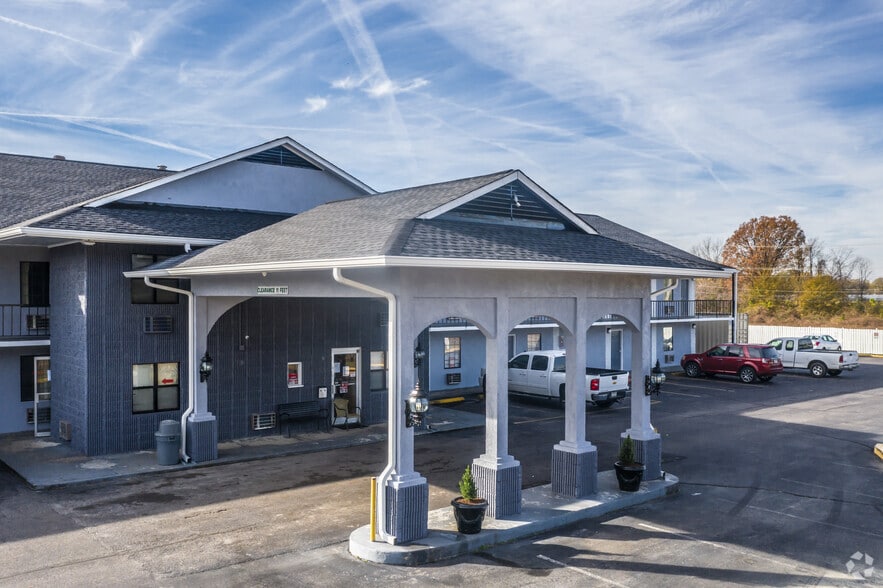 More Photos Of 6315 Navy Rd, Millington Hotel For Sale