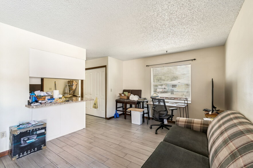 More Photos Of 6406 S Adelia Ave, Tampa Multifamily For Sale