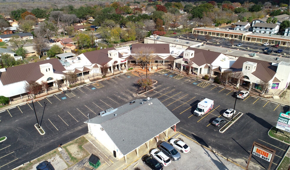 More Photos Of 3857 E Southcross Blvd, San Antonio Unknown For Lease