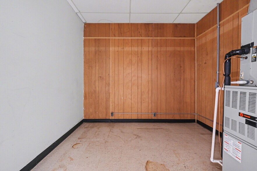 More Photos Of 136 W Virginia Ave, Bessemer City Storefront Retail Office For Sale