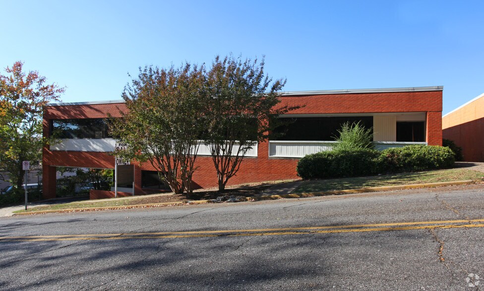 More Photos Of 3720 4th Ave S, Birmingham Medical For Lease