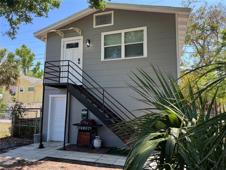 More Photos Of 1668 28th Ave N, Saint Petersburg Multifamily For Sale