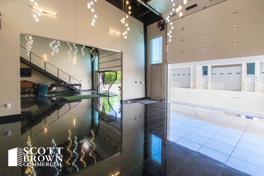 More Photos Of 1725 N Hwy 377, Roanoke Warehouse For Sale