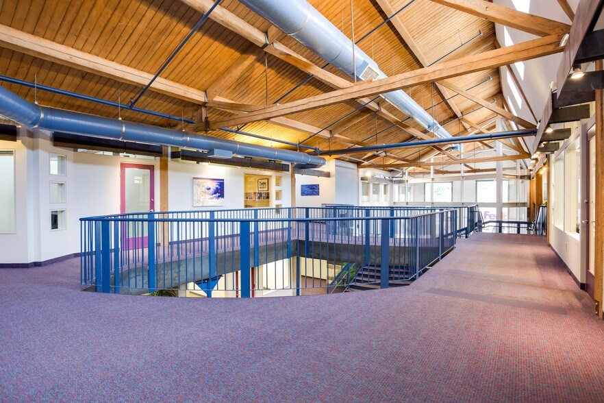 More Photos Of 725 Jackson St, Fredericksburg Office For Lease