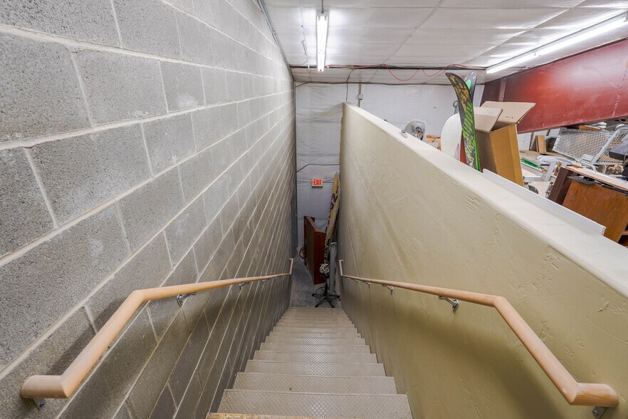 More Photos Of 105 Rocky Cliff Ln, Kalispell Industrial For Sale