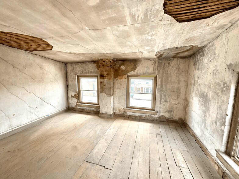 More Photos Of 264 Walnut St, Phoenixville Apartments For Sale