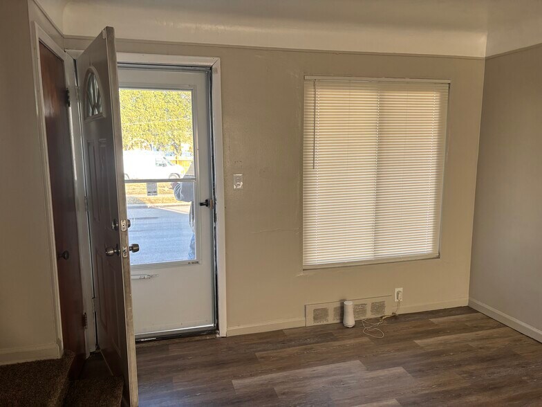 More Photos Of 20801 Plymouth Rd, Detroit Apartments For Sale