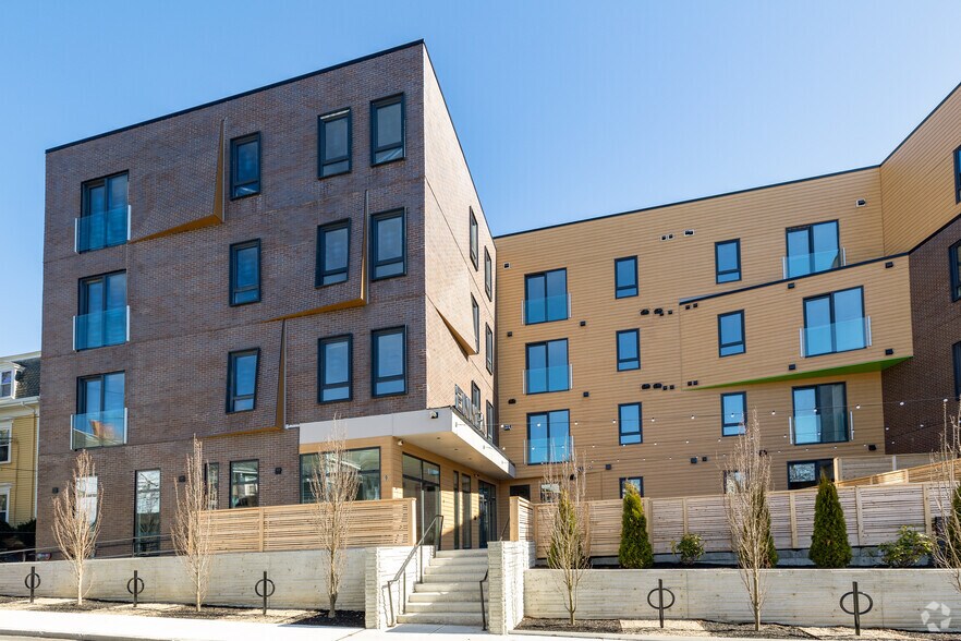 More Photos Of 9 Central St, Somerville Apartments For Lease