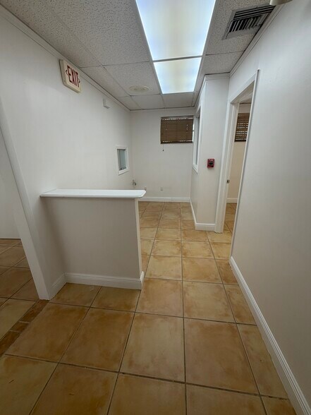 More Photos Of 1933 SW 27th Ave, Miami Office For Lease