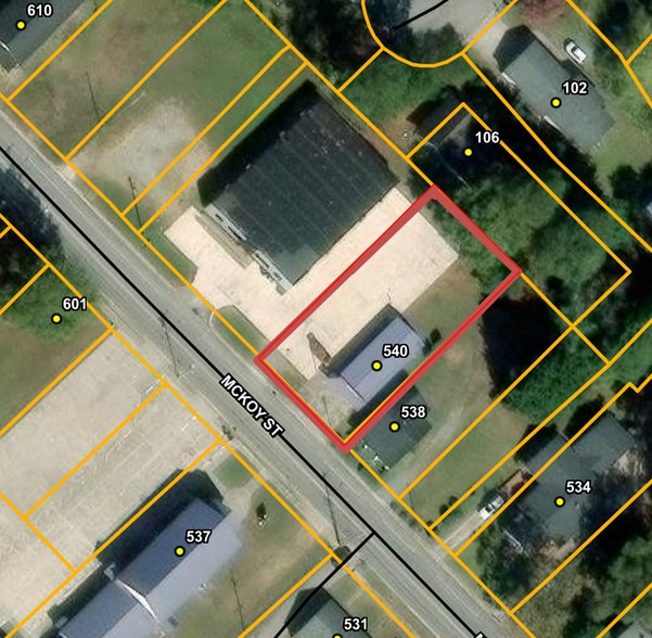 More Photos Of 540 Mc Koy St, Clinton General Retail For Sale