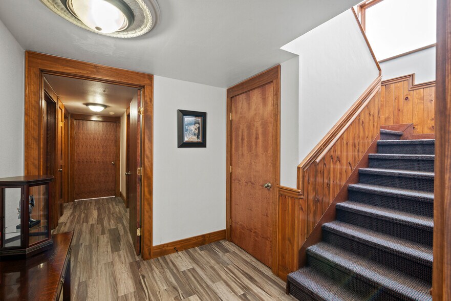 More Photos Of 123 Live Oak Ave, Daytona Beach Office Residential For Sale