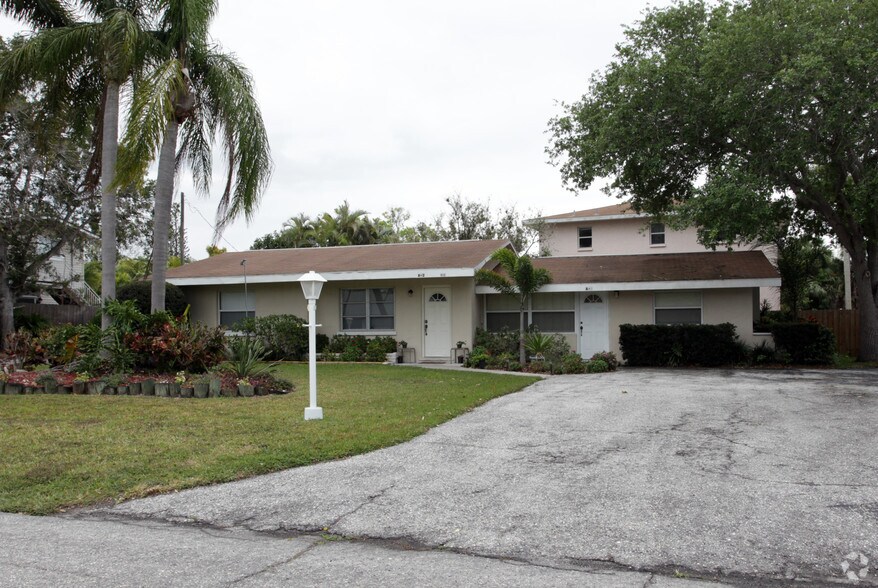More Photos Of 1630 Redwood St, Sarasota Apartments For Sale