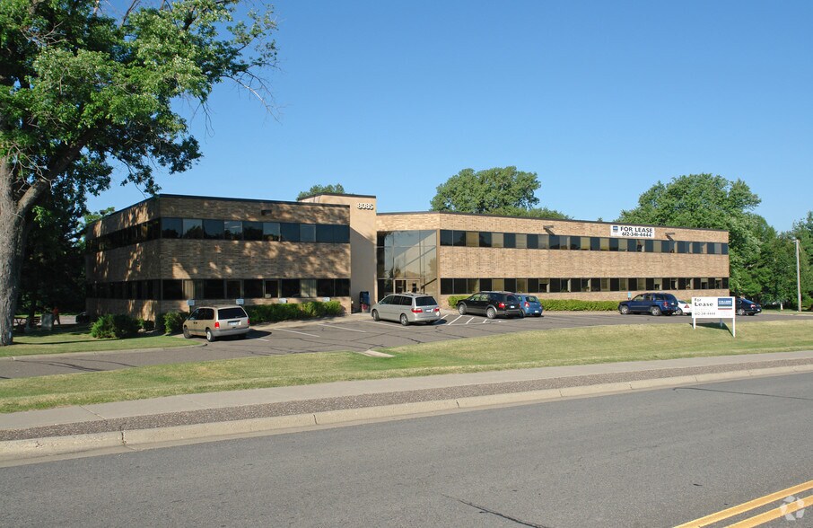 More Photos Of 8085 Wayzata Blvd, Minneapolis Office For Lease