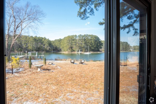 More Photos Of 172 Aldebaran Rd, Mathews Apartments For Sale