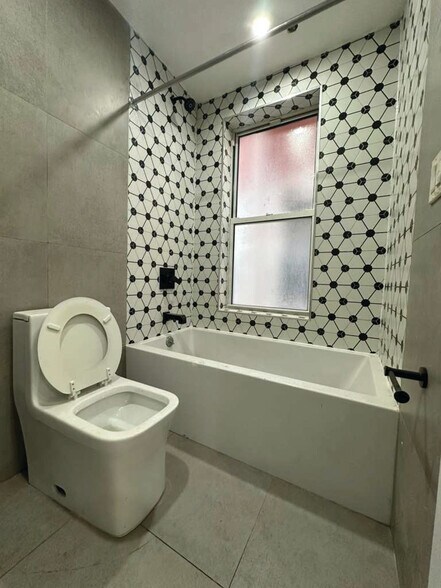 More Photos Of 1684 Grand Ave, Bronx Apartments For Sale