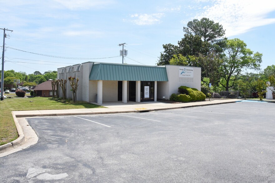 More Photos Of 1302 Somerville Rd, Decatur Freestanding For Lease
