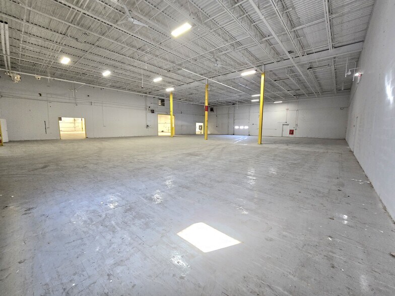 More Photos Of 325 Jay St, Coldwater Warehouse For Sale