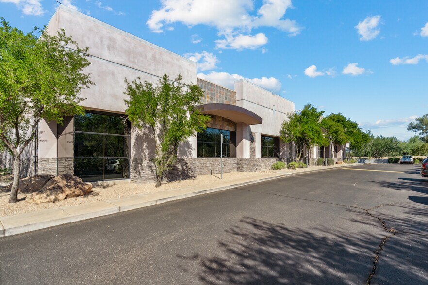 Primary Photo Of 9153 E Bell Rd, Scottsdale Medical For Lease