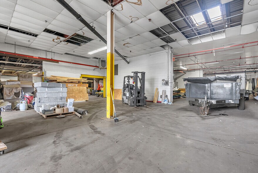 More Photos Of 330 Upton Ave, Battle Creek Warehouse For Sale