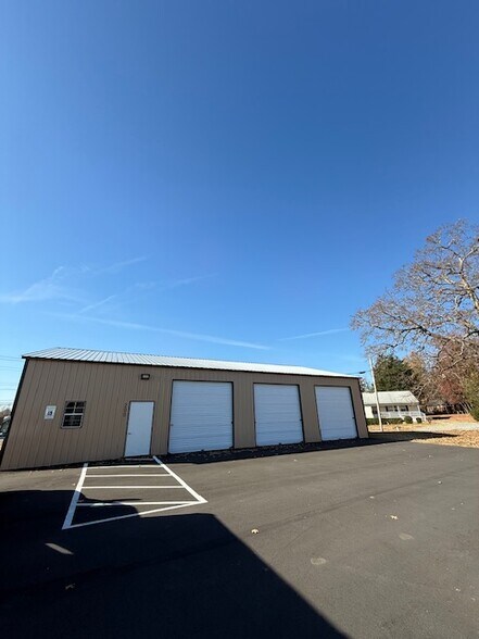 Primary Photo Of 200 Martin Luther King Jr Dr, Thomasville Industrial For Sale