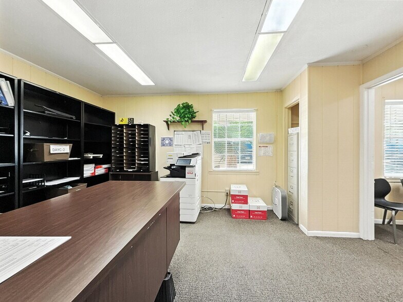 More Photos Of 1007 S Ann Blvd, Harker Heights Office Residential For Sale