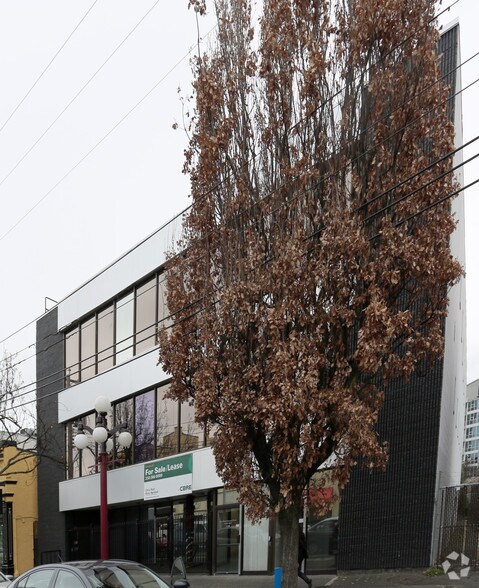 Primary Photo Of 810 Fort St, Victoria Office For Sale