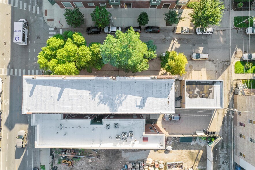 More Photos Of 3501 W Armitage Ave, Chicago Apartments For Lease