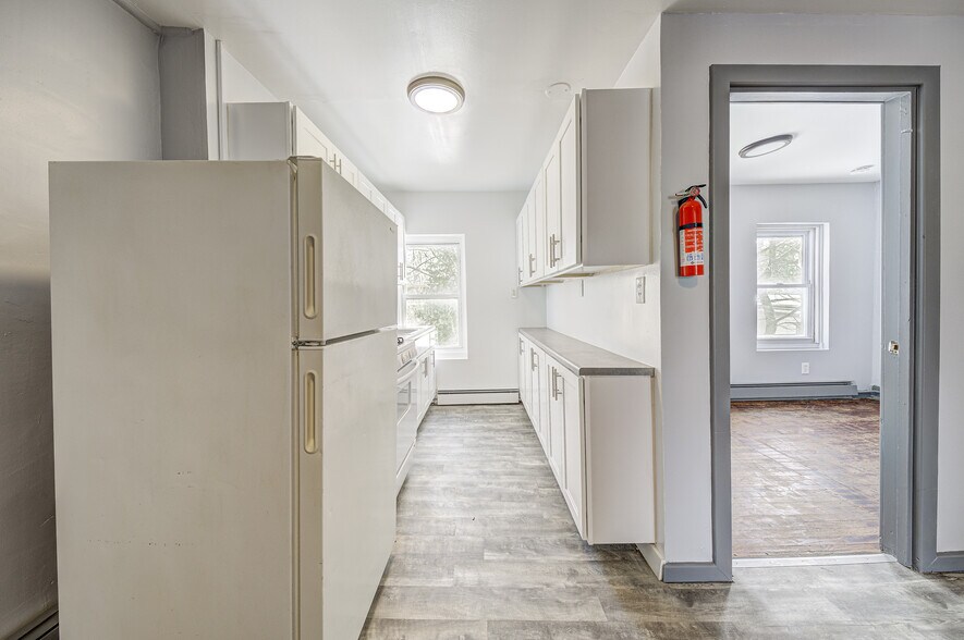 More Photos Of 137 William St, Newburgh Apartments For Sale