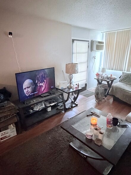 More Photos Of 19143 Berg Rd, Detroit Apartments For Sale