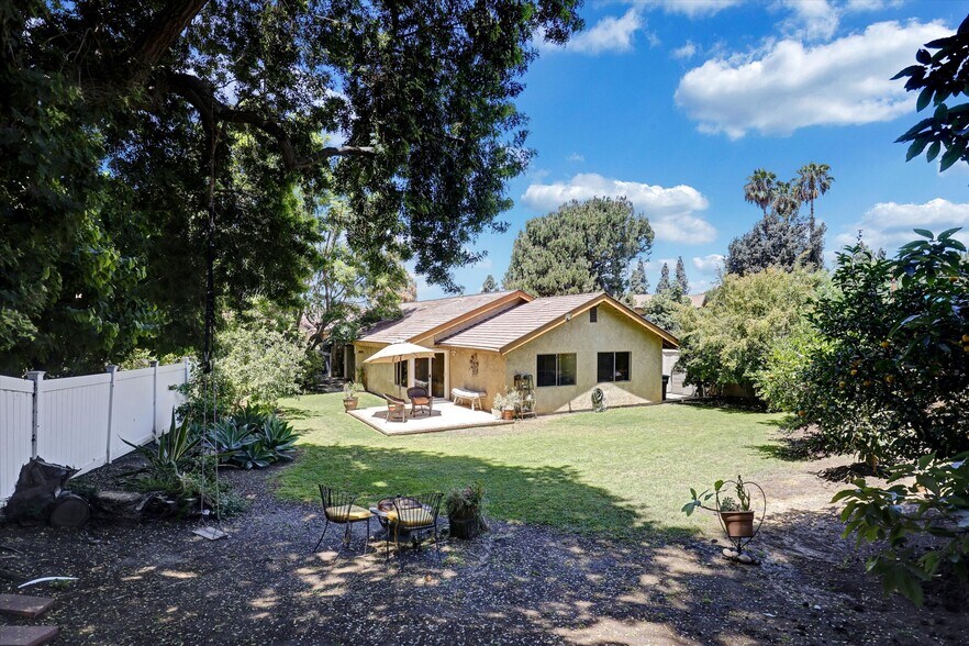 More Photos Of 175 S Woodlawn Dr, Orange Multifamily For Sale