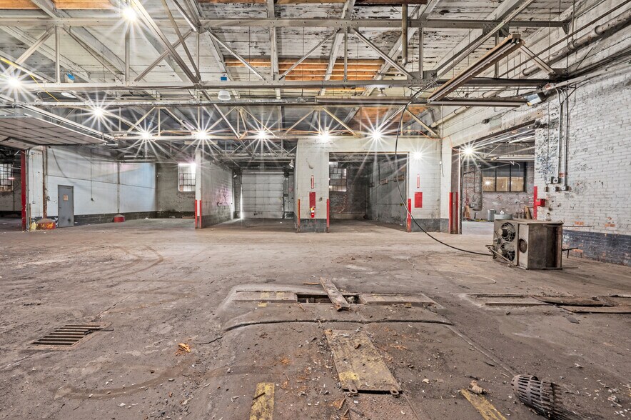 More Photos Of 25 Garland Ave, Bridgeport Warehouse For Sale