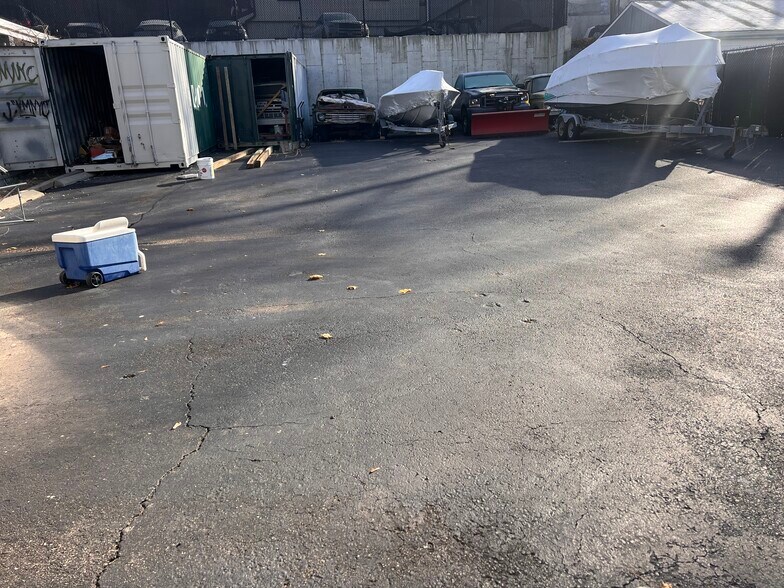 More Photos Of 99 Pine Hollow Rd, Oyster Bay Office For Sale